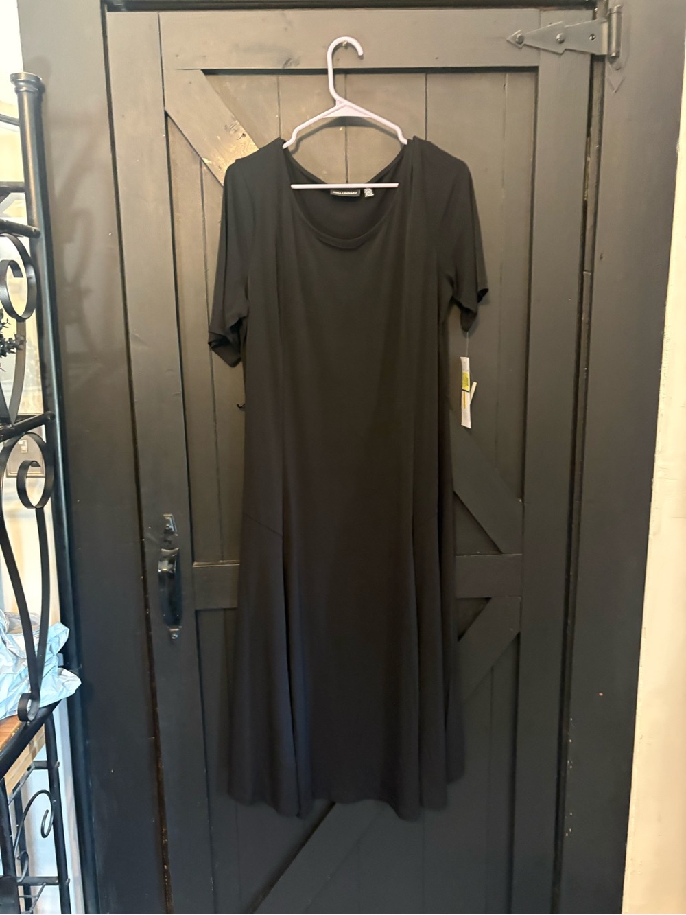 Nina Leonard Black Midi Scoop-Neck A-Line Dress
